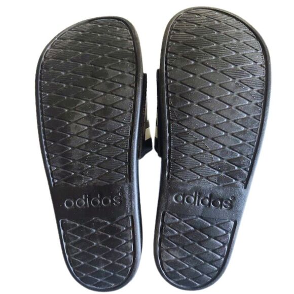 ADIDAS Adilette Shower Slides Mens 8 Pool Lowkey Stylish Stripes Classic House - Picture 5 of 8